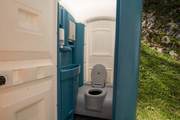 Best Deluxe Portable Toilet Rental  in Florin, CA